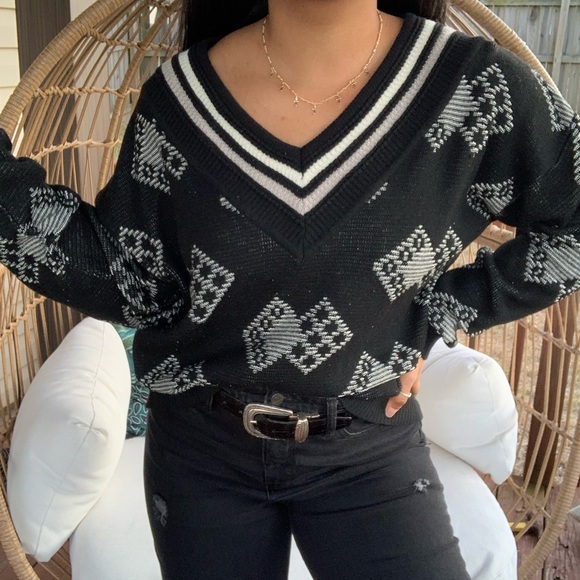 Vintage Sweaters - Vintage Boho V Neck Tribal Baggy Sweater SZ L